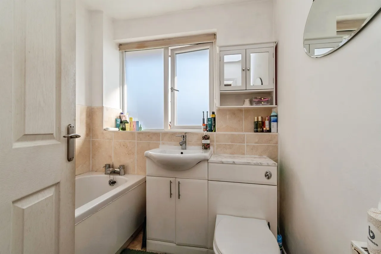 Redwood Drive, Cannock, WS11, photo 13