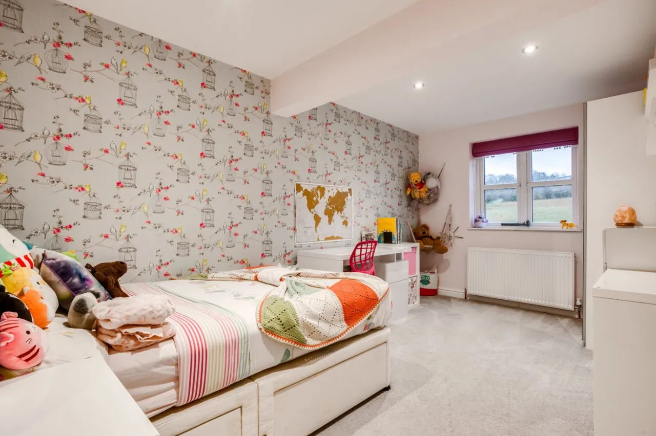 West End Drive, Cleckheaton, BD19, photo 13
