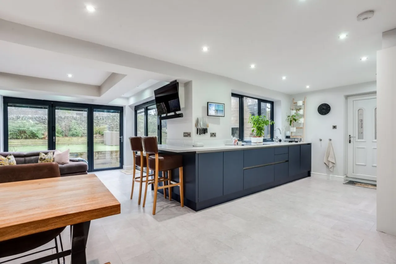 West End Drive, Cleckheaton, BD19, photo 2