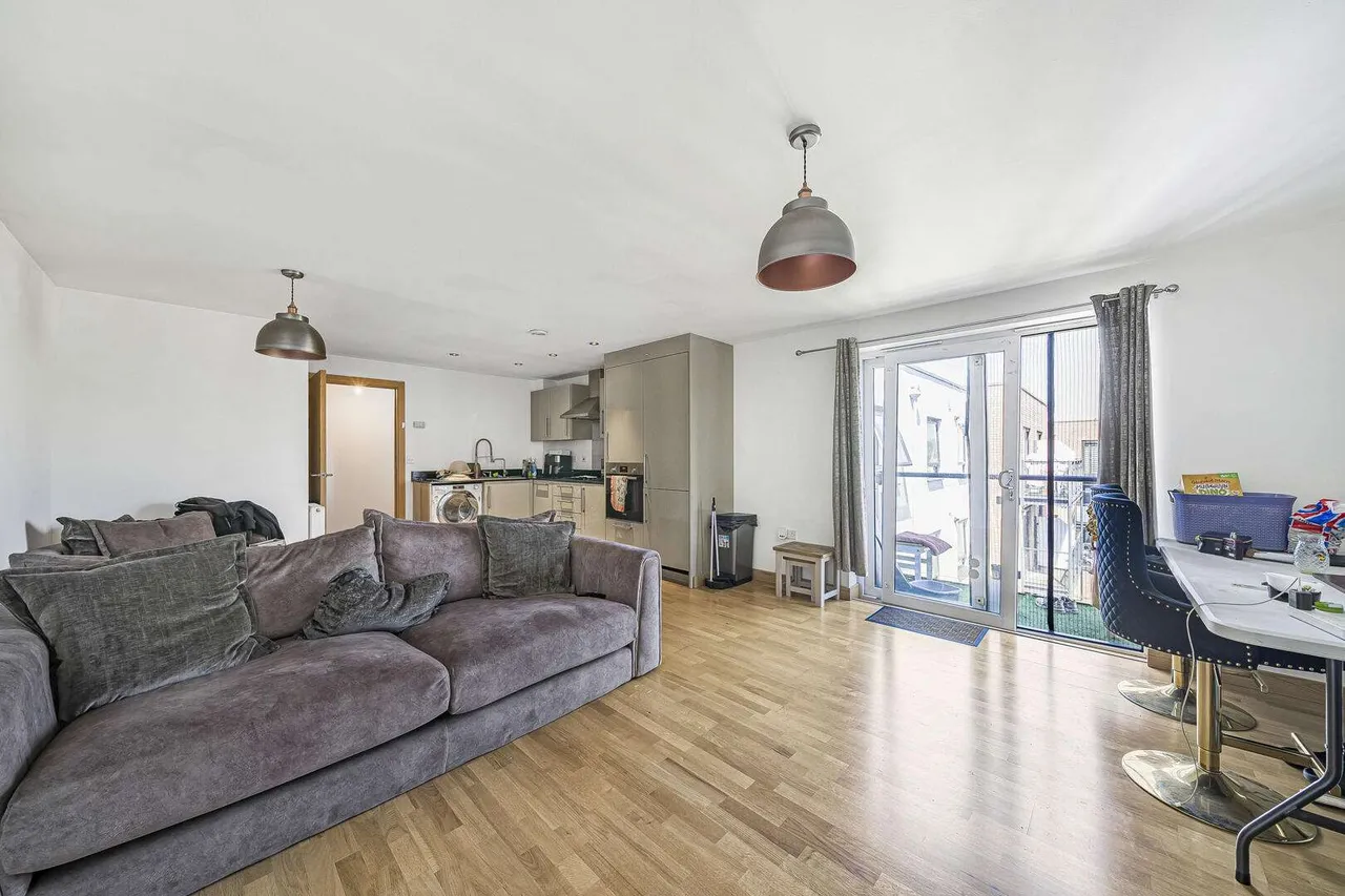 Creek Mill Way, Dartford, DA1, photo 2