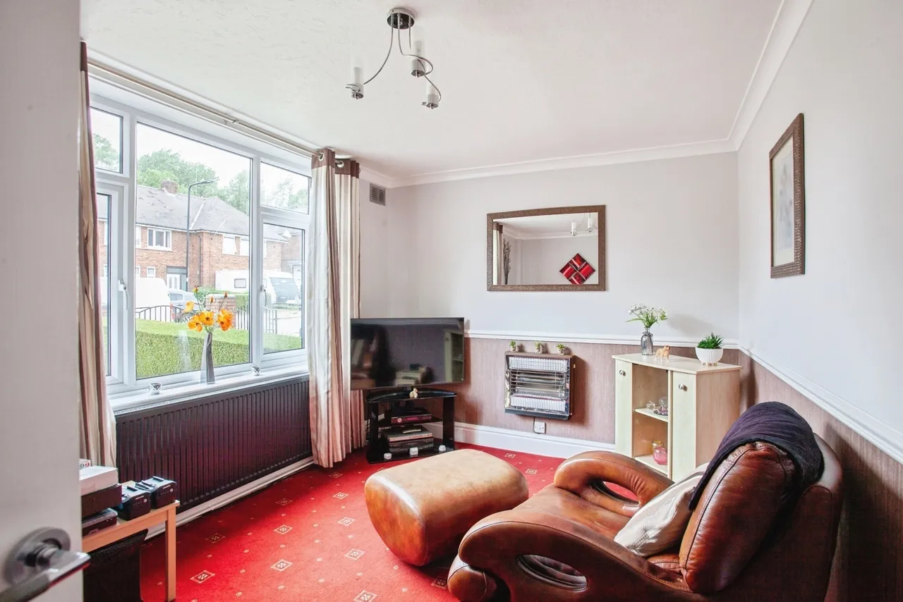 Knutton Crescent, Sheffield, S5, photo 8
