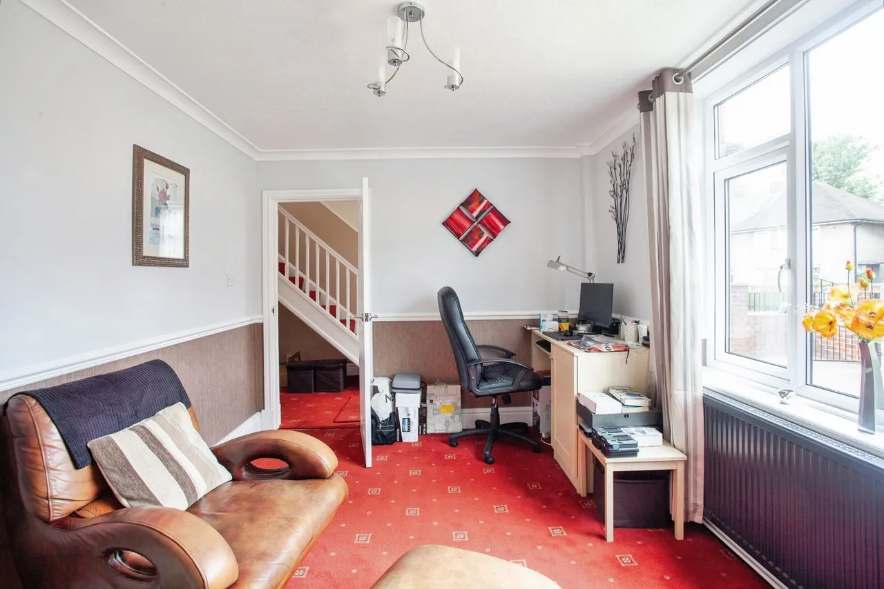 Knutton Crescent, Sheffield, S5, photo 18