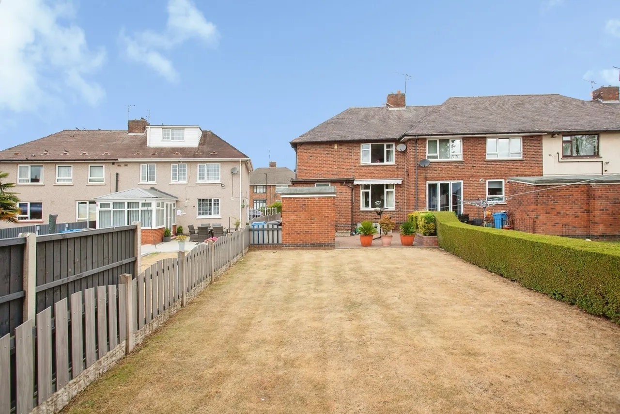 Knutton Crescent, Sheffield, S5, photo 10