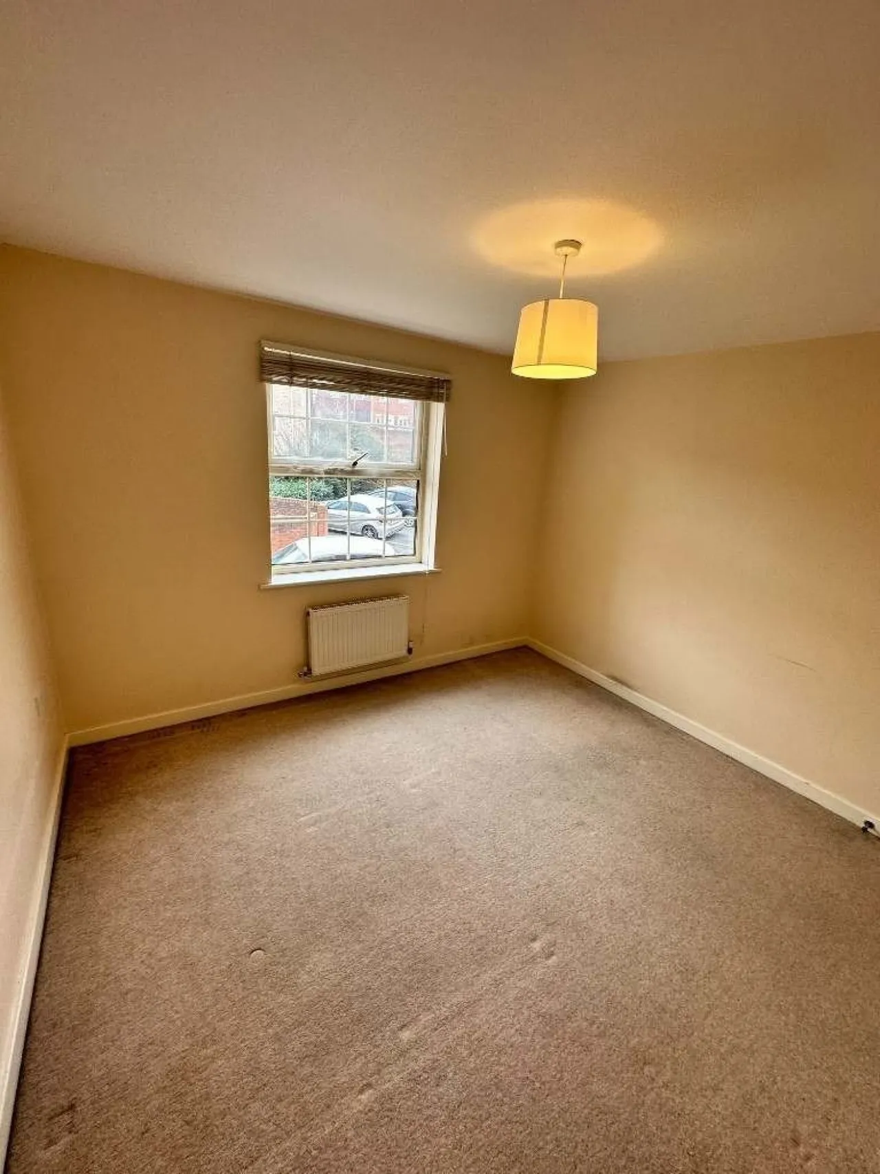 Vienna Court, Churwell, photo 8