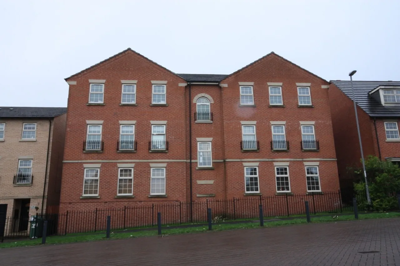 Vienna Court, Churwell, photo 7