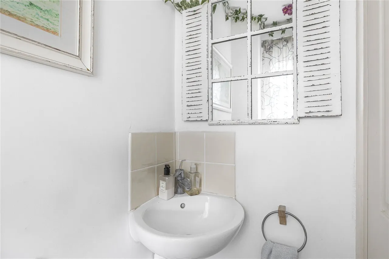 Sulivan Court, Broomhouse Lane, Fulham, London, SW6, photo 14