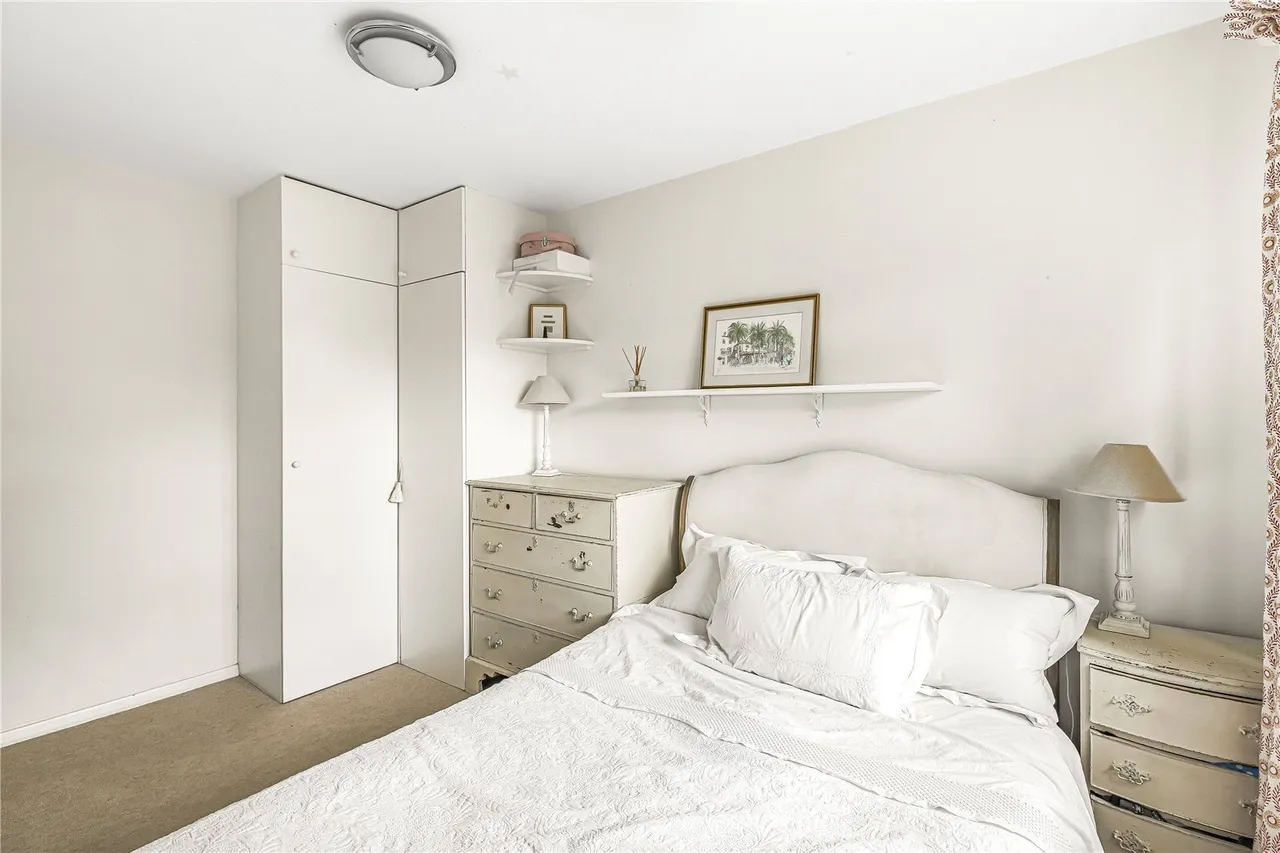 Sulivan Court, Broomhouse Lane, Fulham, London, SW6, photo 9