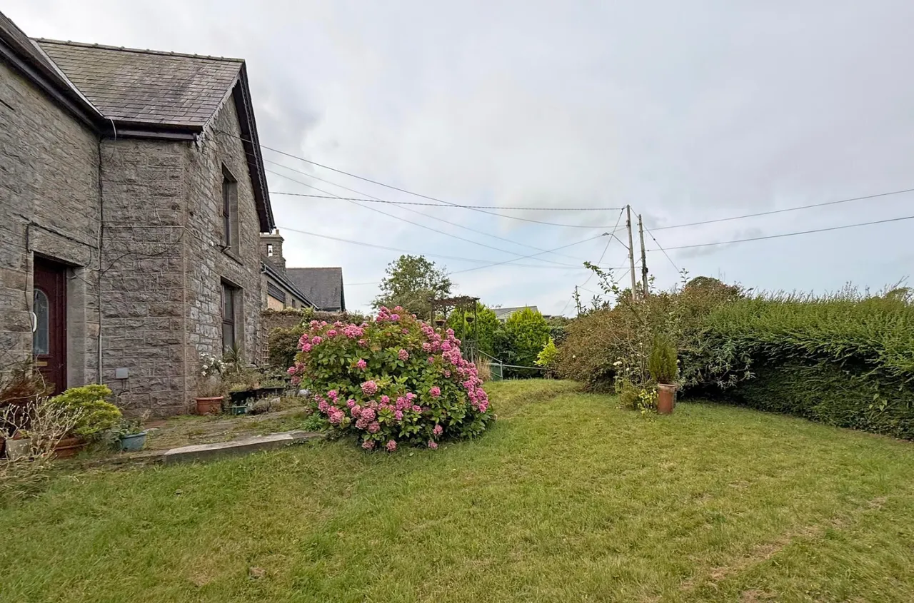 Talwrn, Llangefni, photo 7