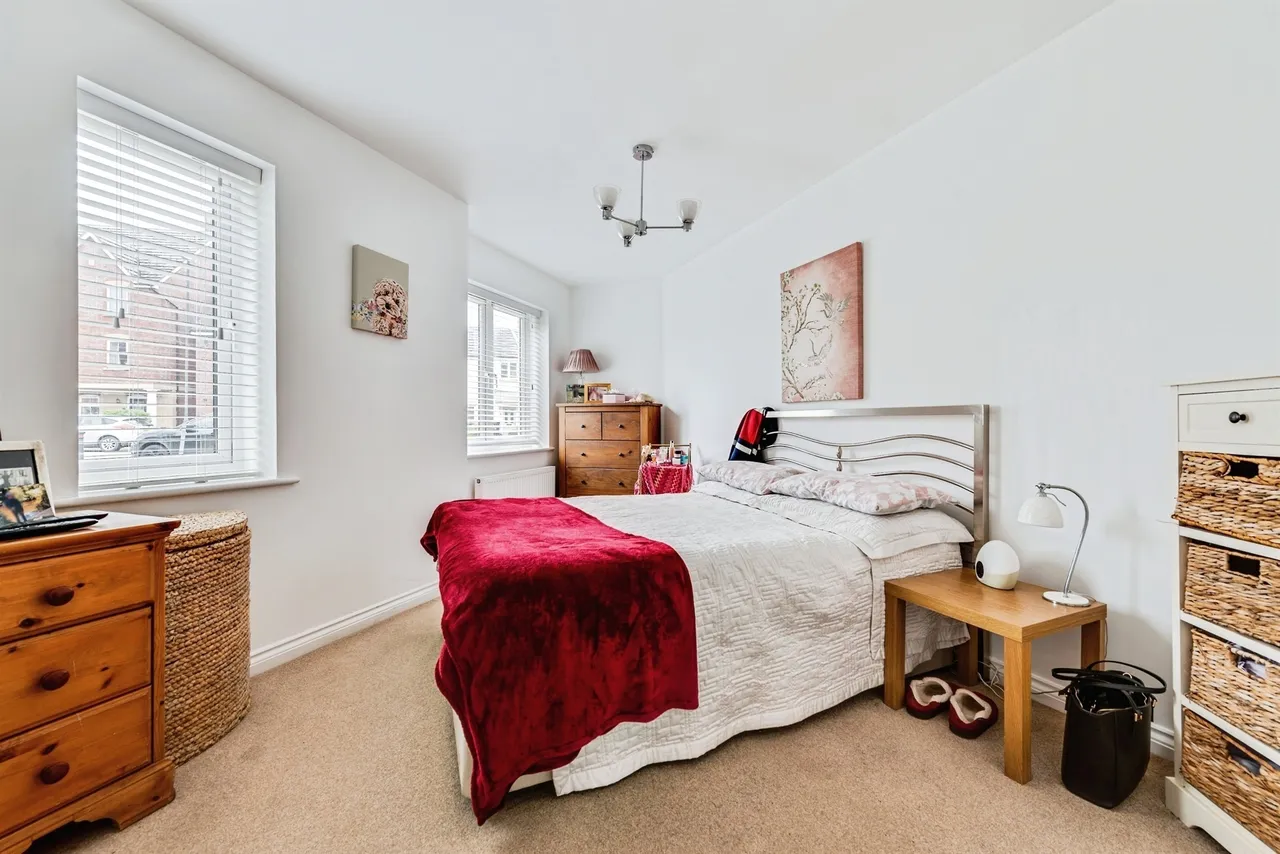 Piernik Close, Swindon, photo 5