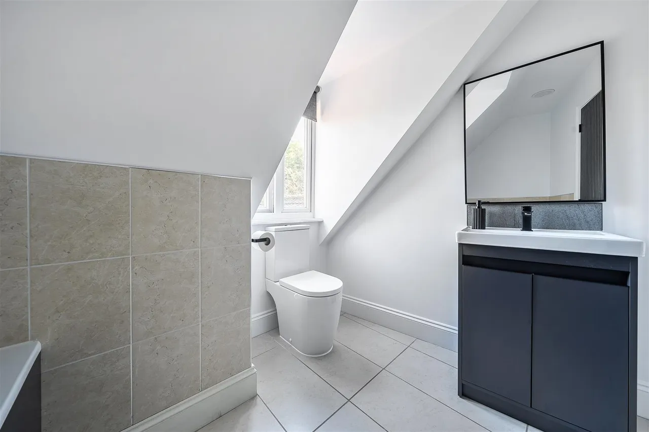 Glen Road, Sarisbury Green, photo 17