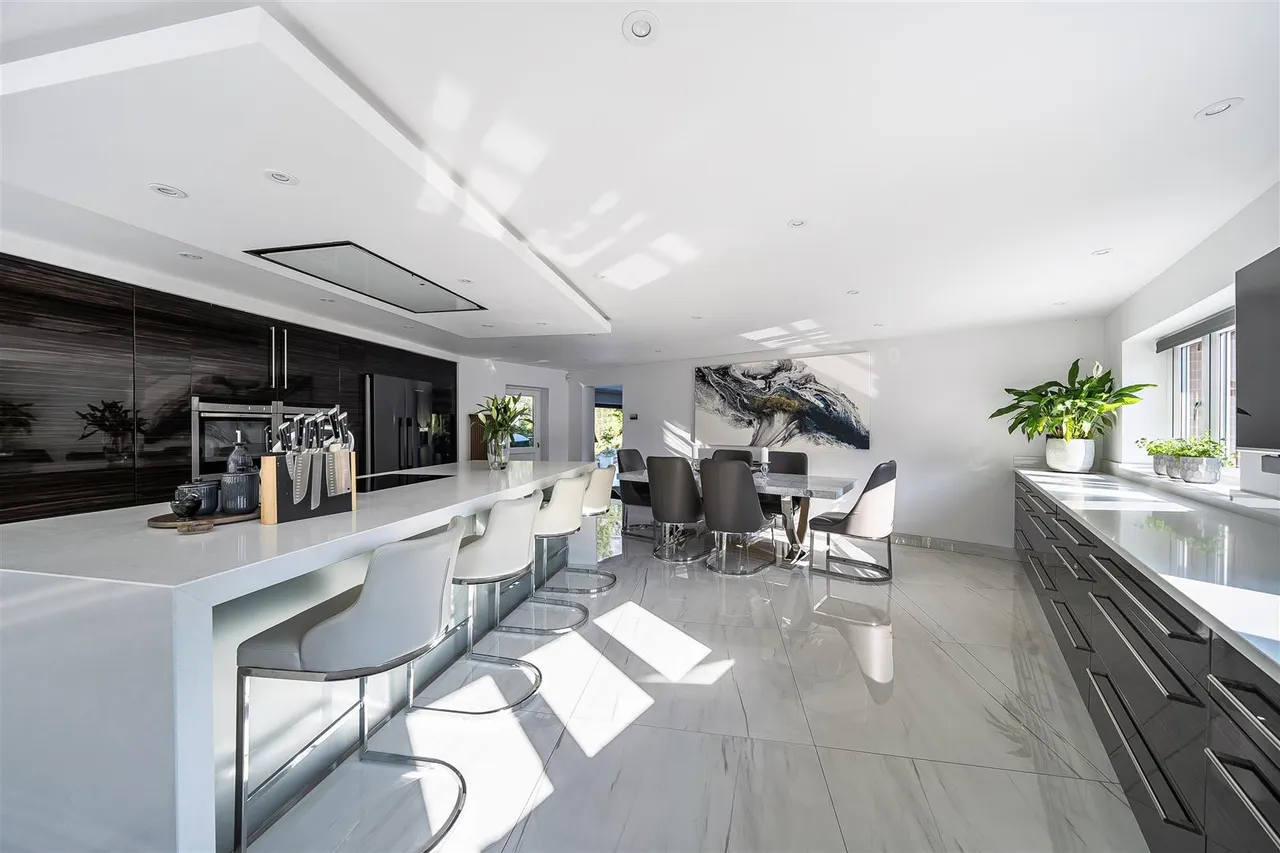Glen Road, Sarisbury Green, photo 6