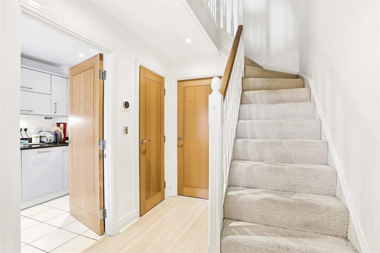 Langley Park Road, Sutton, Surrey, SM2 5HF, photo 5
