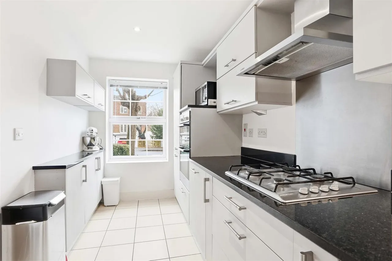 Langley Park Road, Sutton, Surrey, SM2 5HF, photo 3