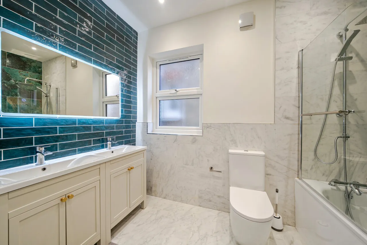 Worple Road, Raynes Park, London, SW20, photo 11