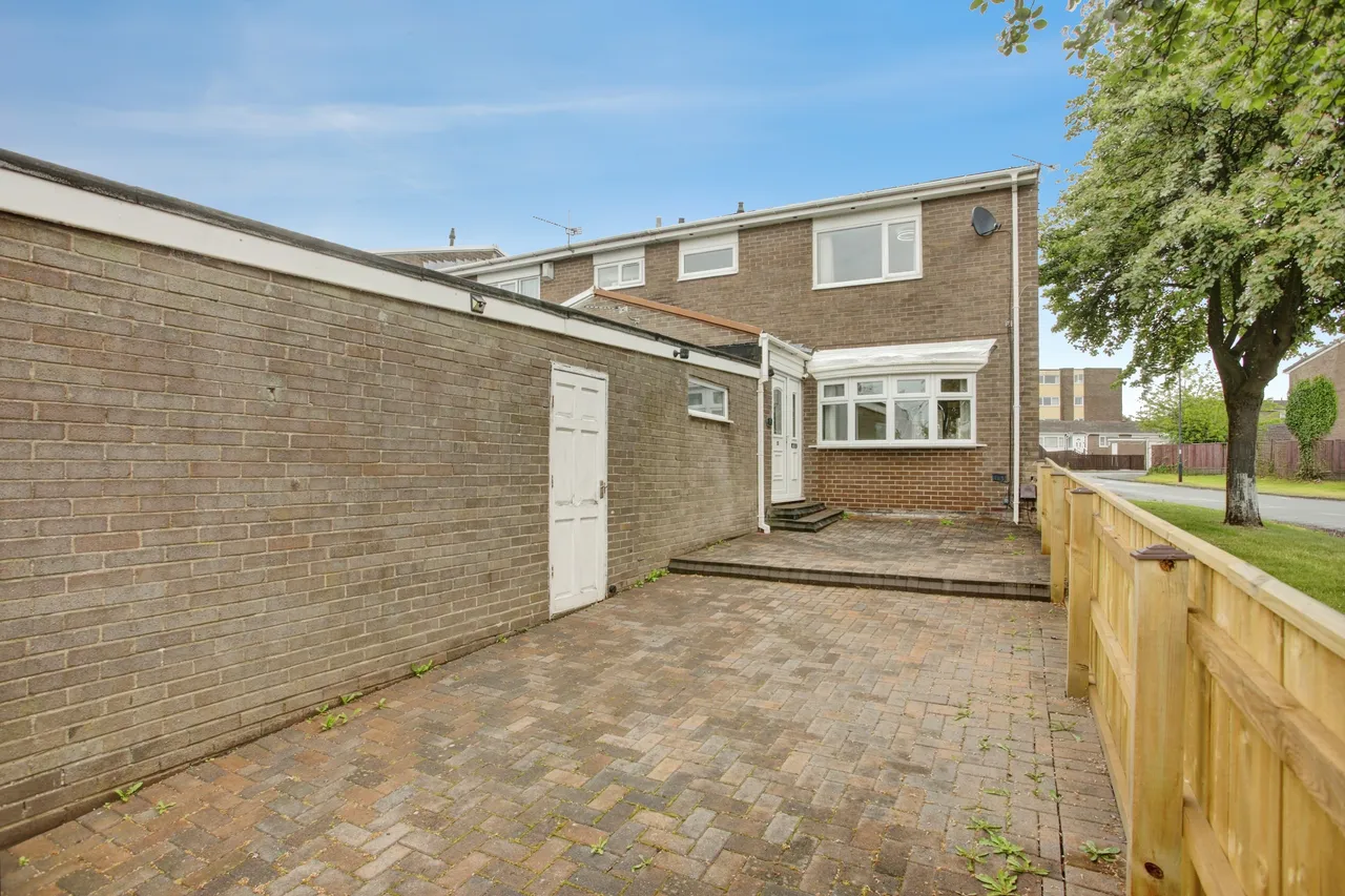 Broomlee Road, Newcastle Upon Tyne, photo 4