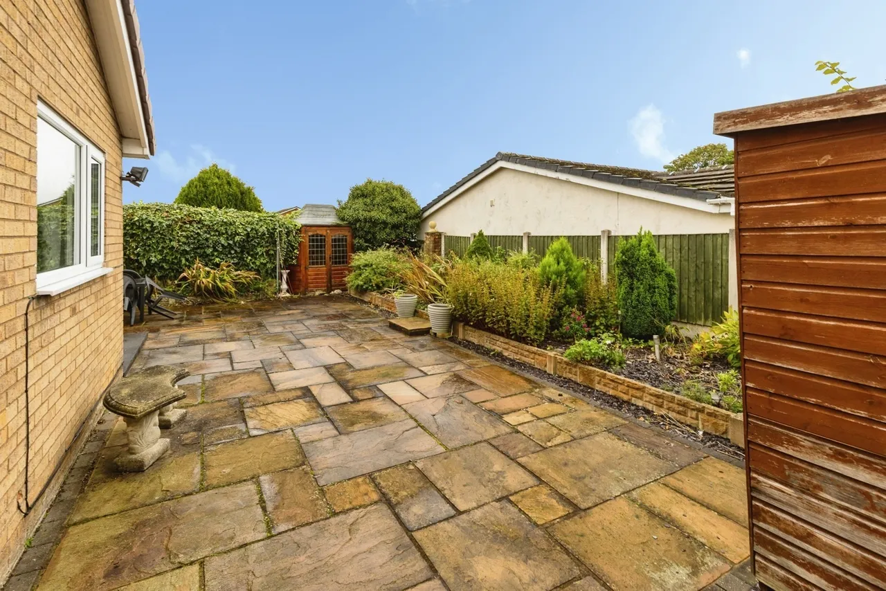 Fairoaks Crescent, Llay, LL12, photo 19