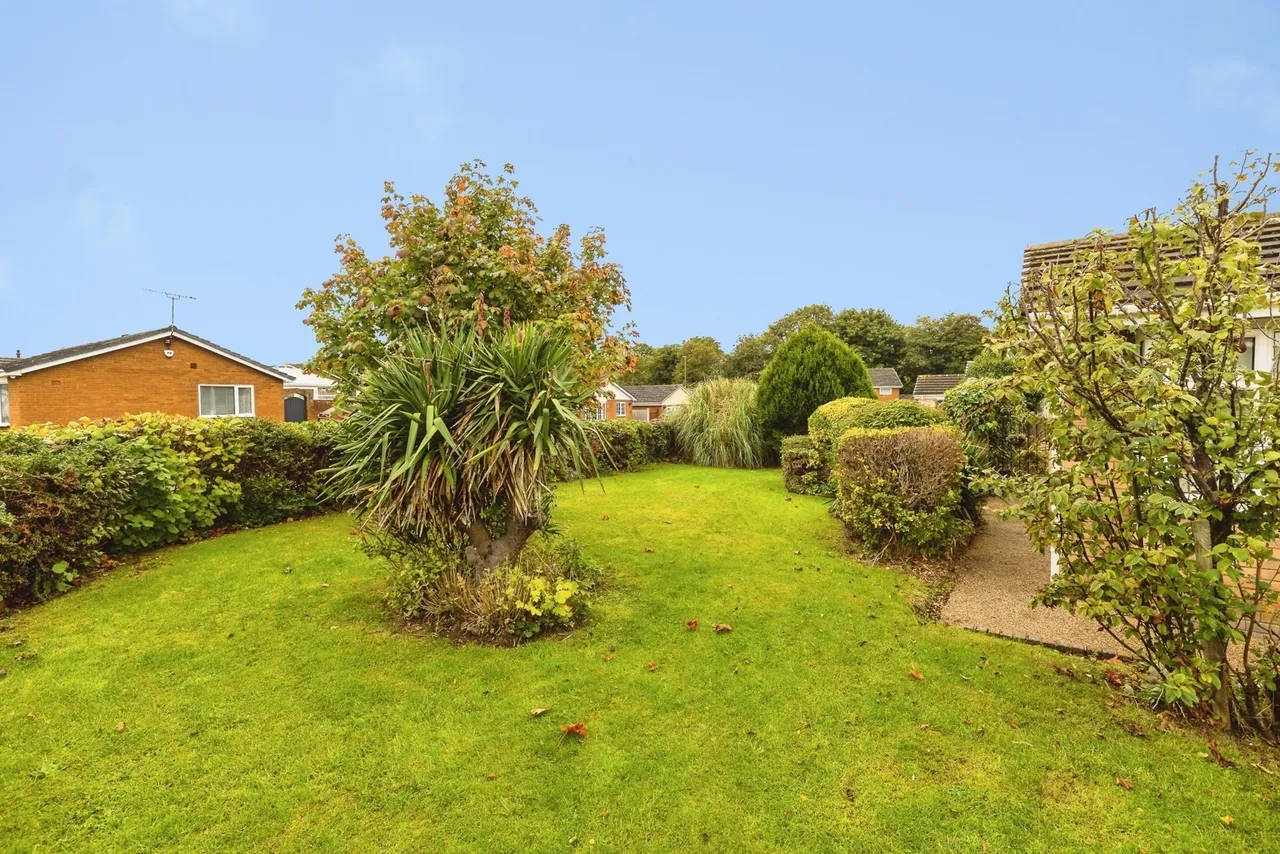 Fairoaks Crescent, Llay, LL12, photo 18