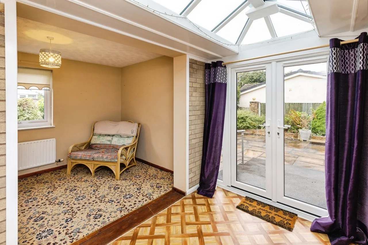 Fairoaks Crescent, Llay, LL12, photo 8