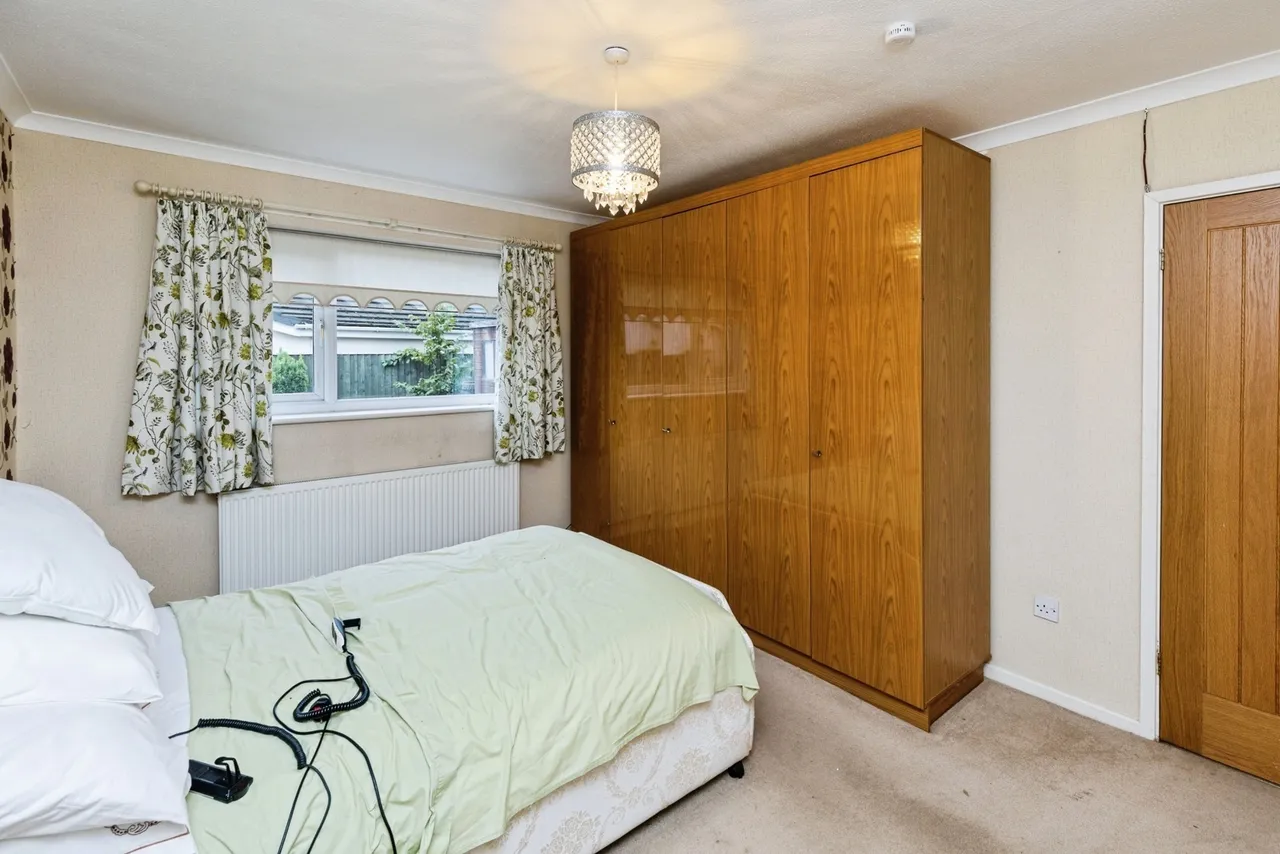 Fairoaks Crescent, Llay, LL12, photo 12