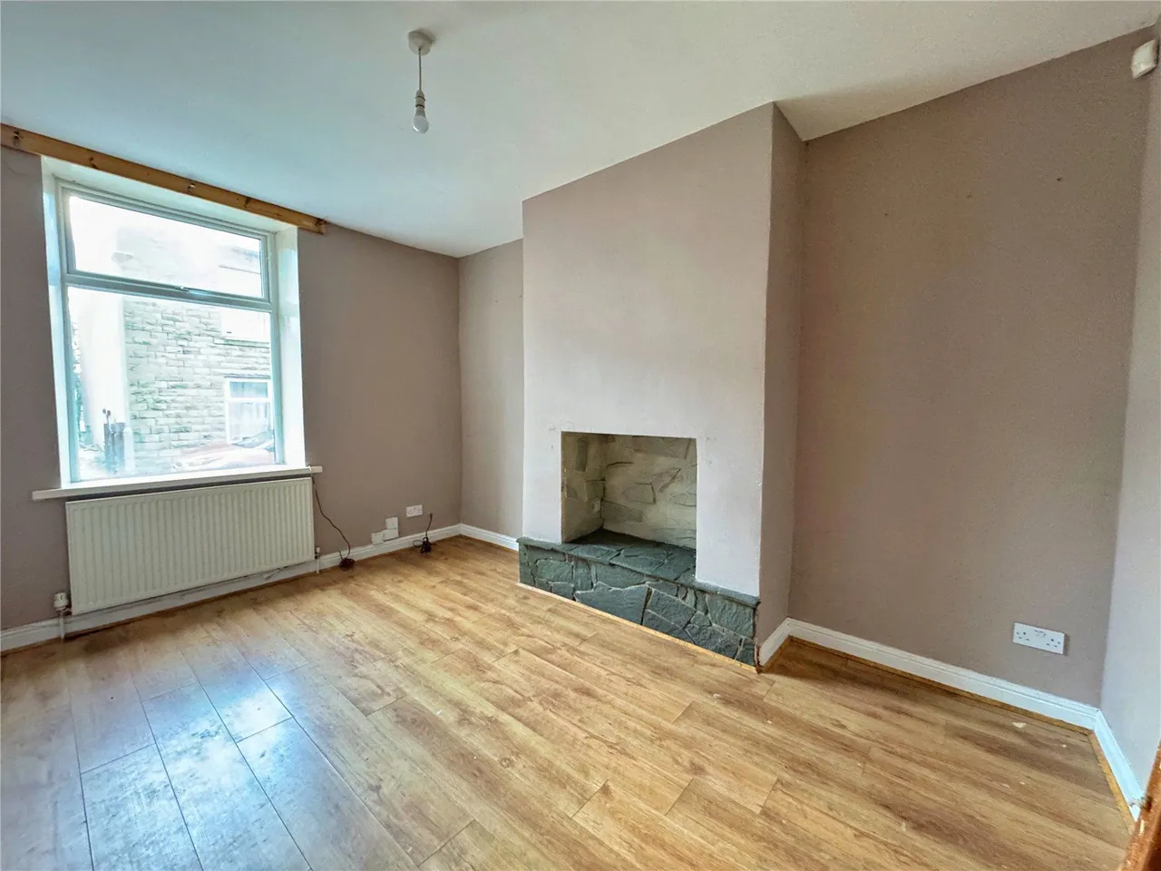 Spring Street, Crawshawbooth, BB4, photo 2