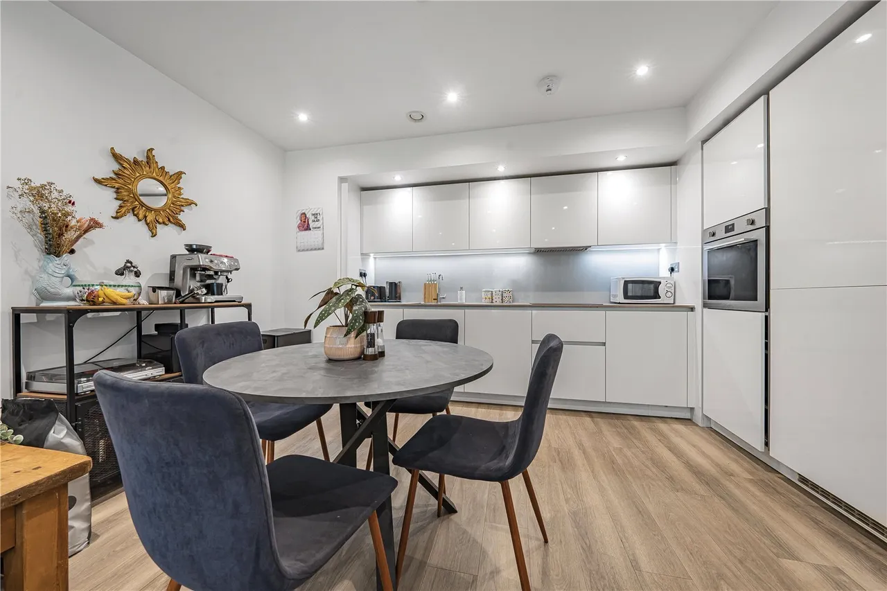 Garnet Place, West Drayton, UB7, photo 3