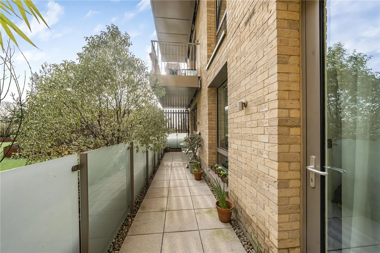 Garnet Place, West Drayton, UB7, photo 16