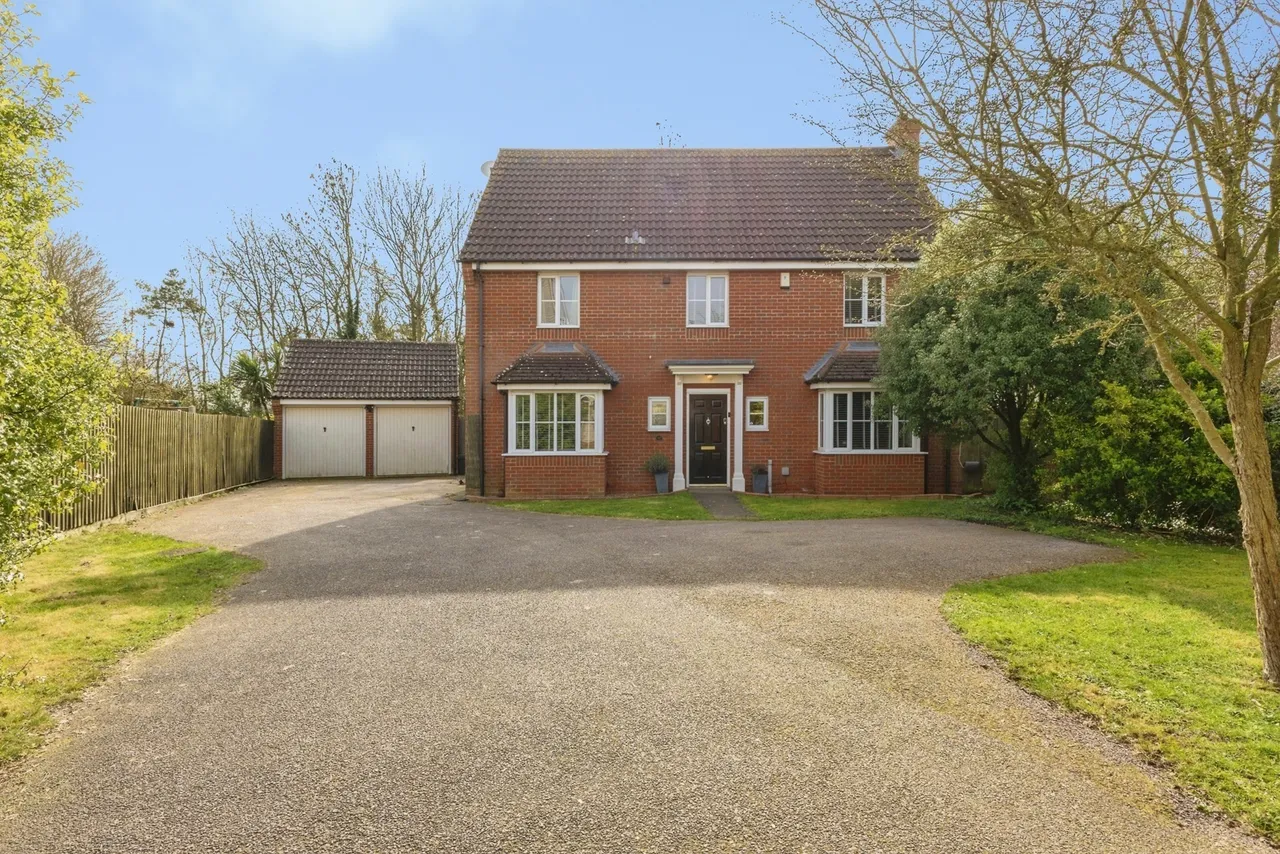 Wood Avens Way, Wymondham, Norfolk, NR18, photo 18