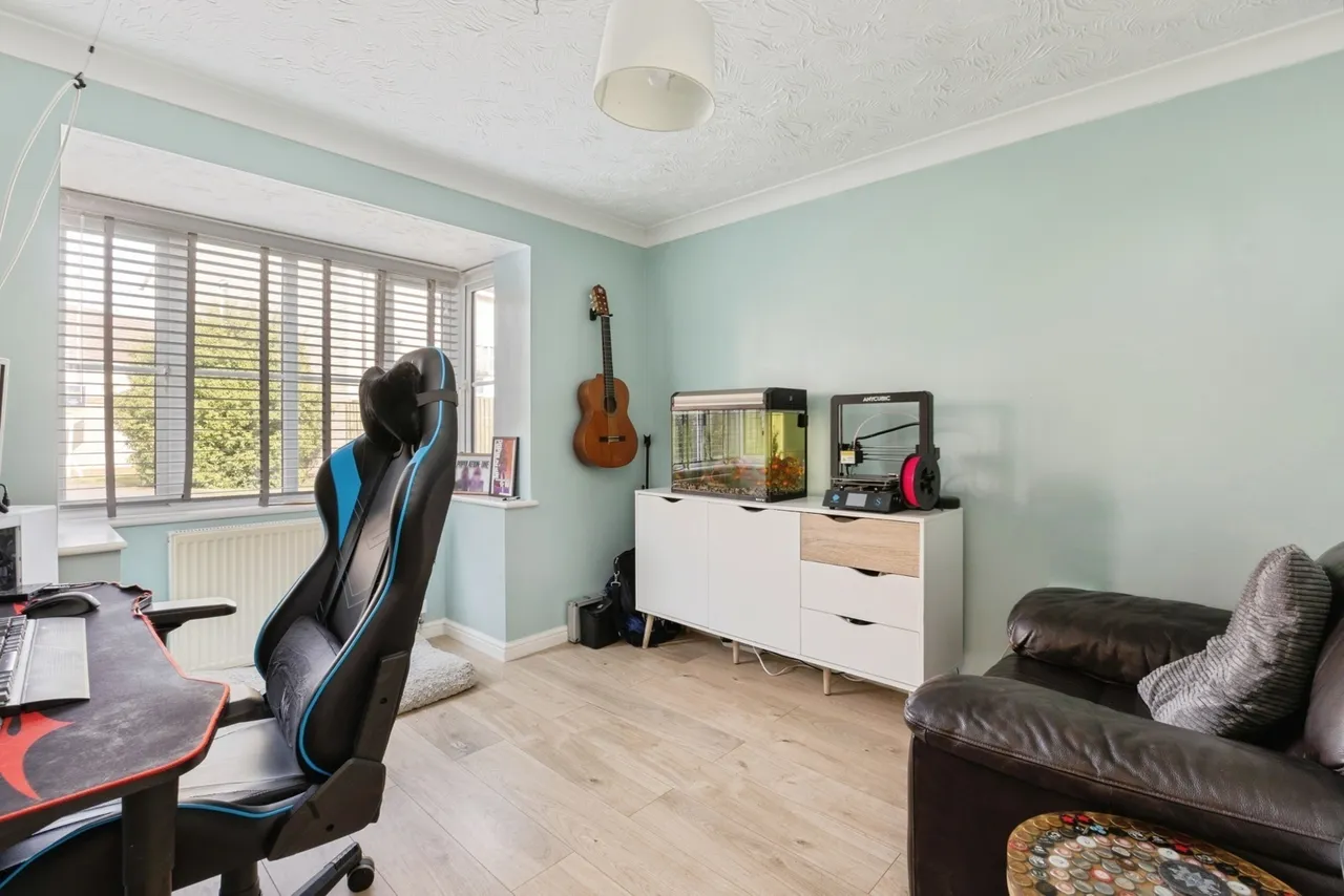 Wood Avens Way, Wymondham, Norfolk, NR18, photo 14