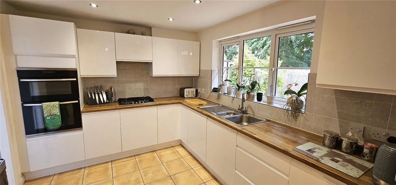 Wood Avens Way, Wymondham, Norfolk, NR18, photo 6