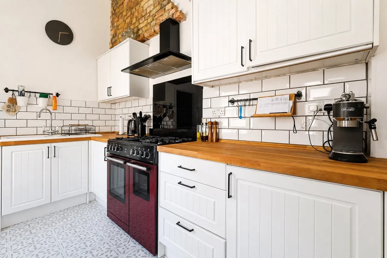 Patrick Road, Plaistow, London, E13, photo 2