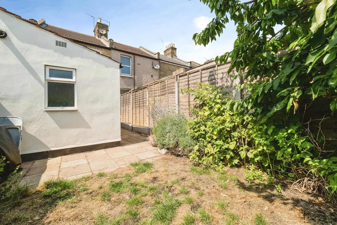 Patrick Road, Plaistow, London, E13, photo 15