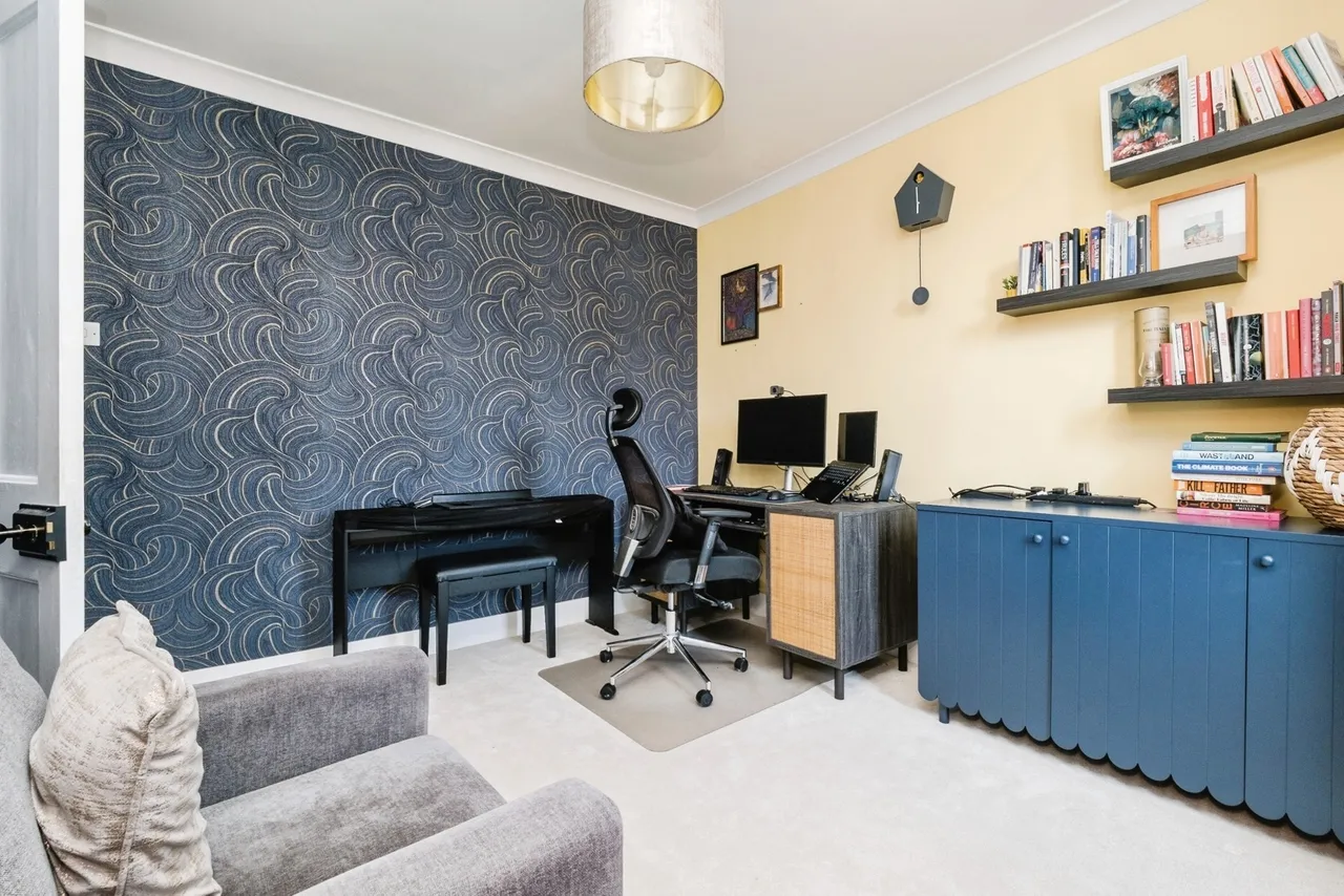 Patrick Road, Plaistow, London, E13, photo 11
