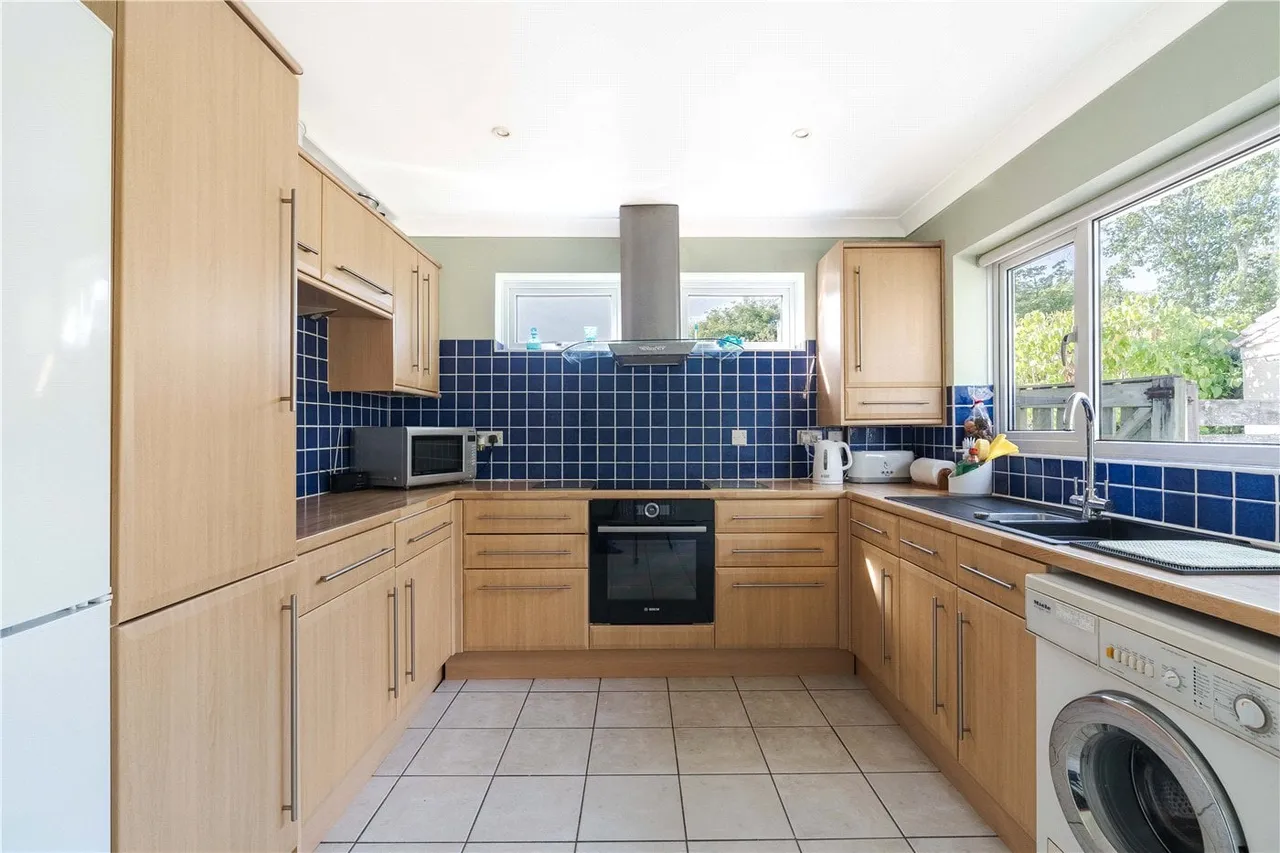 The Vineries, Wimborne, Dorset, BH21, photo 9