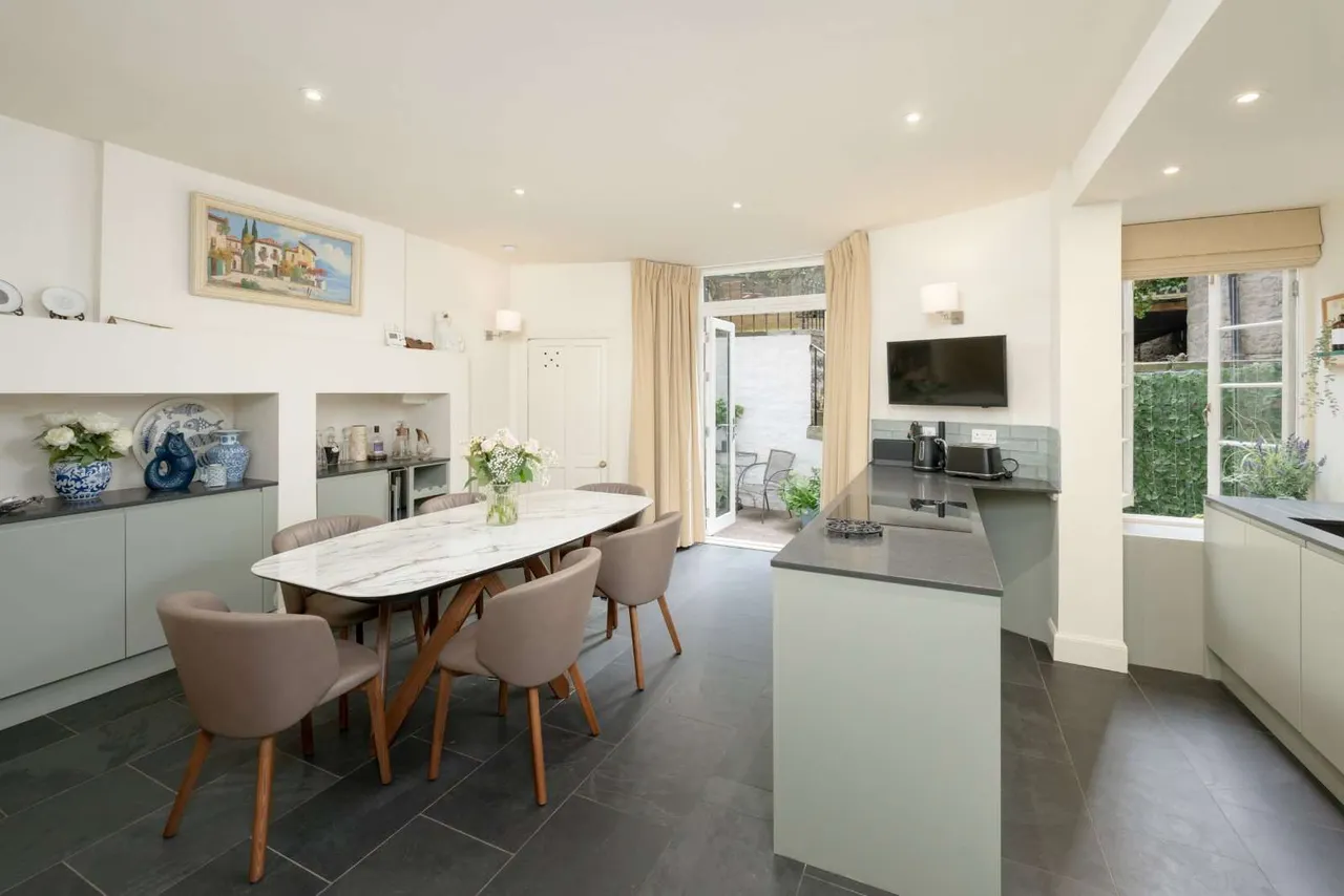 South East Circus Place, New Town, Edinburgh, EH3 6TJ, photo 2