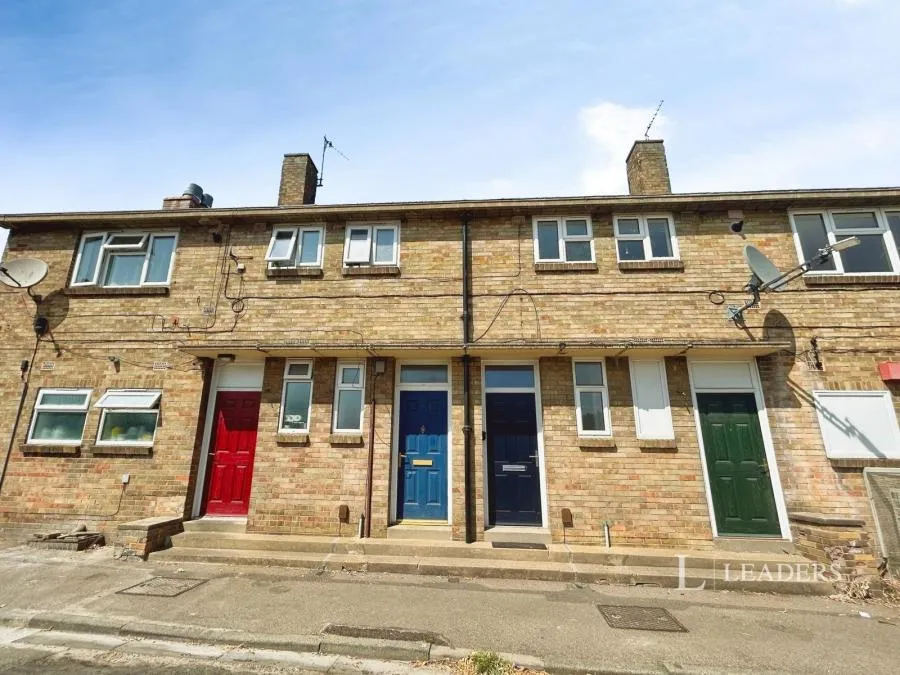2 bed flat to rent, Hill Close, Peterborough, PE1