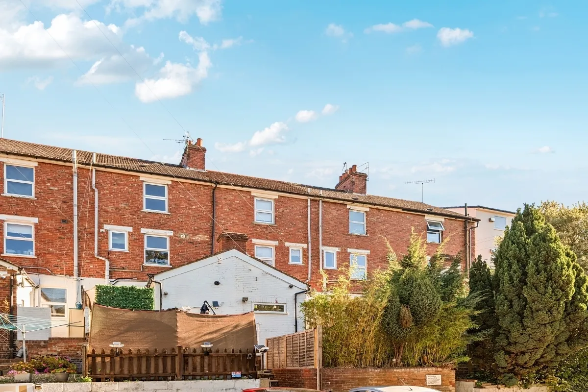 flat to rent, Farningham Road, Caterham, CR3