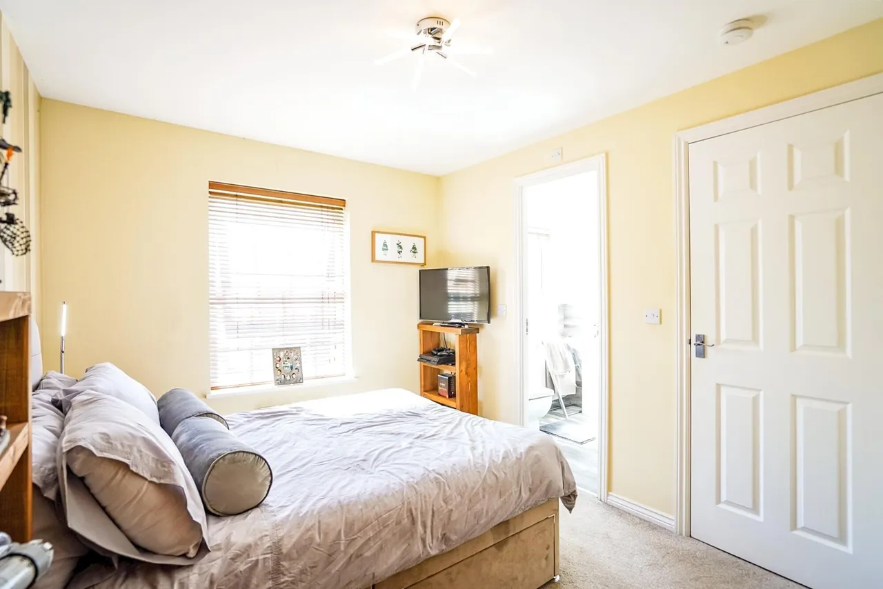 Cormorant Way, Leighton Buzzard, LU7, photo 8
