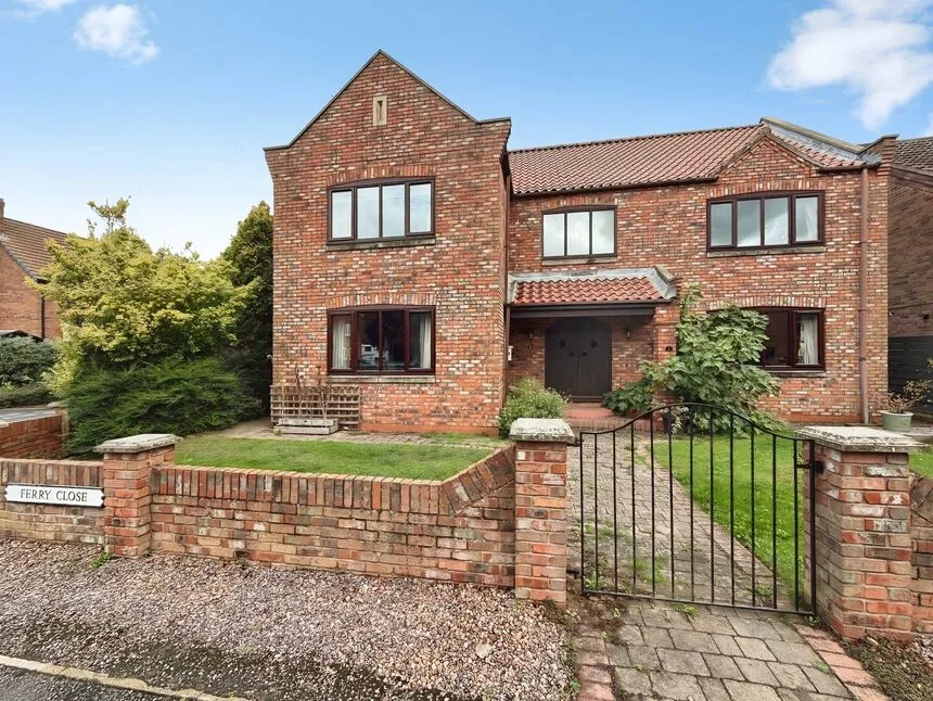4 bed house for sale, Ferry Close, Hook, DN14