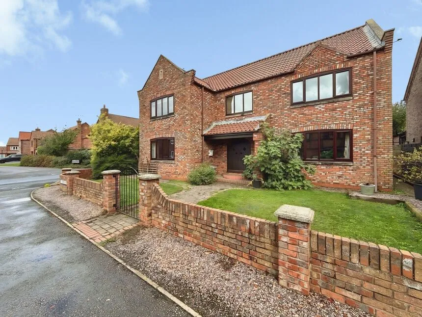 Ferry Close, Hook, DN14, photo 22
