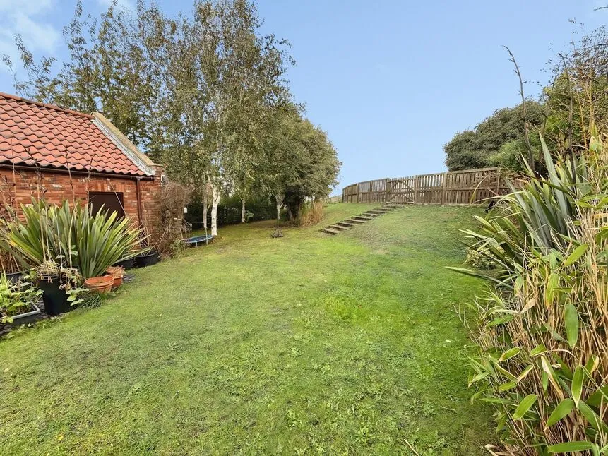 Ferry Close, Hook, DN14, photo 27