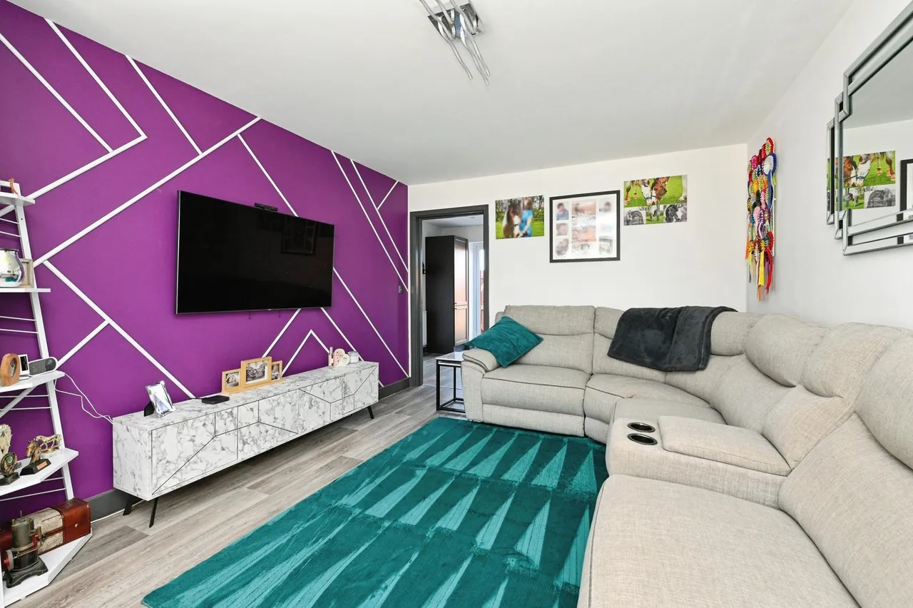 Thomas Aveling Close, Elm, PE14, photo 4