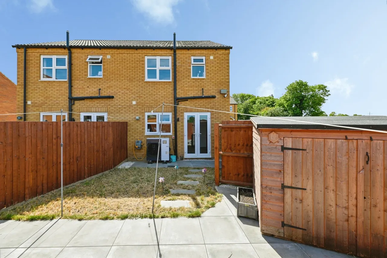 Thomas Aveling Close, Elm, PE14, photo 12