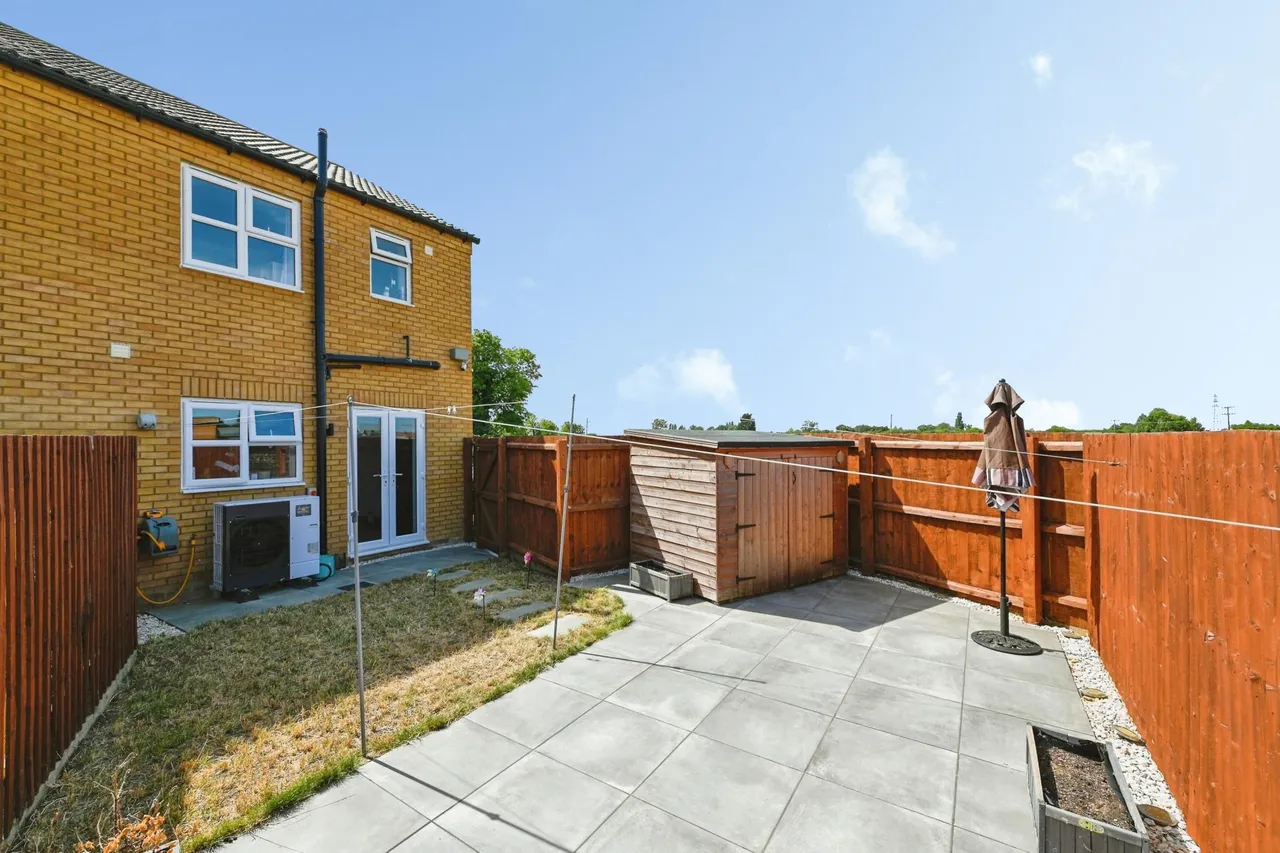 Thomas Aveling Close, Elm, PE14, photo 13