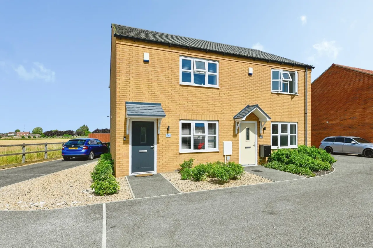 Thomas Aveling Close, Elm, PE14, photo 2