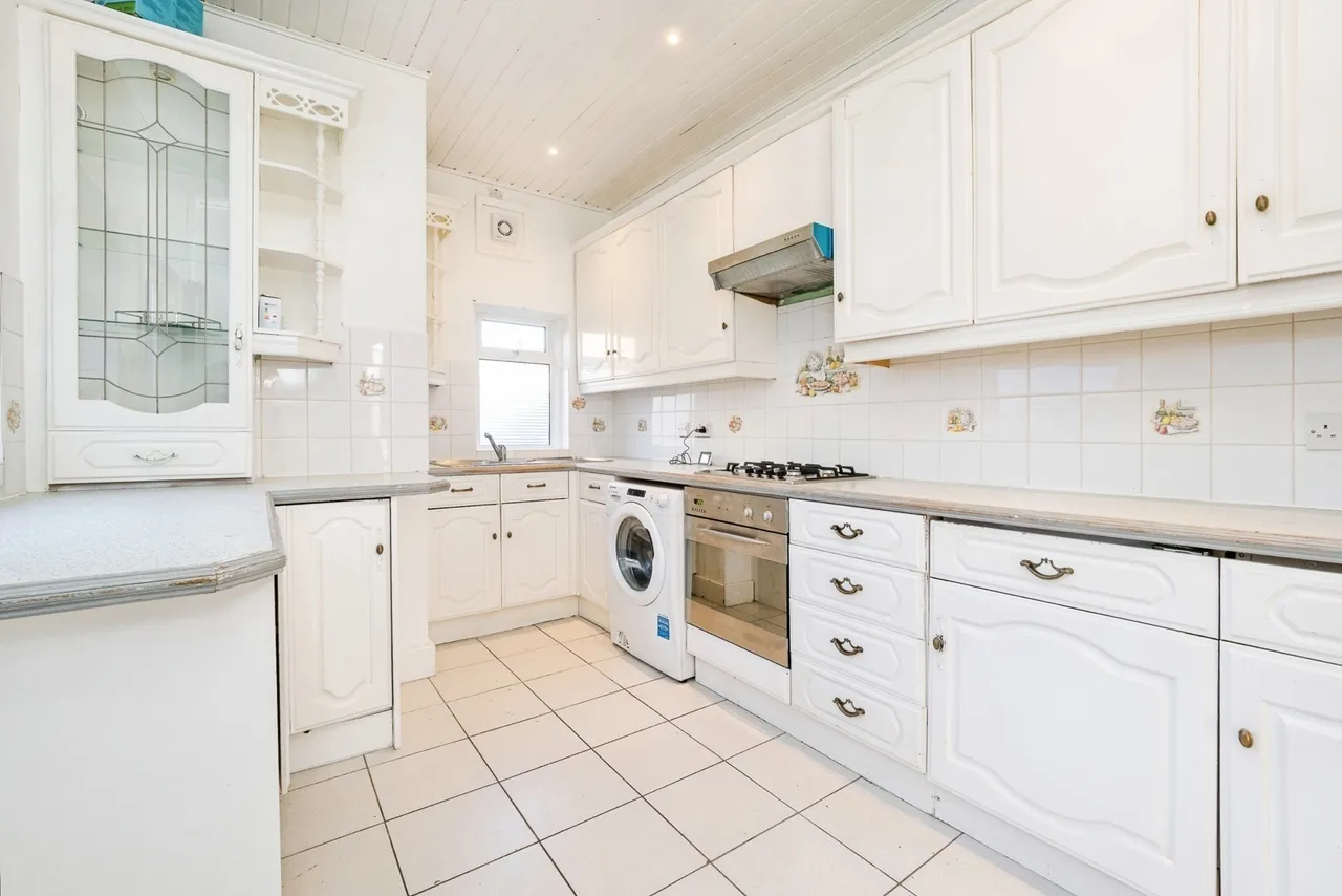 Clacton Road, East Ham, London, E6, photo 4