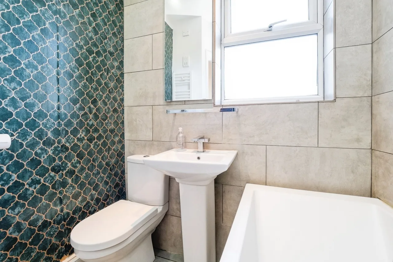 Clacton Road, East Ham, London, E6, photo 7