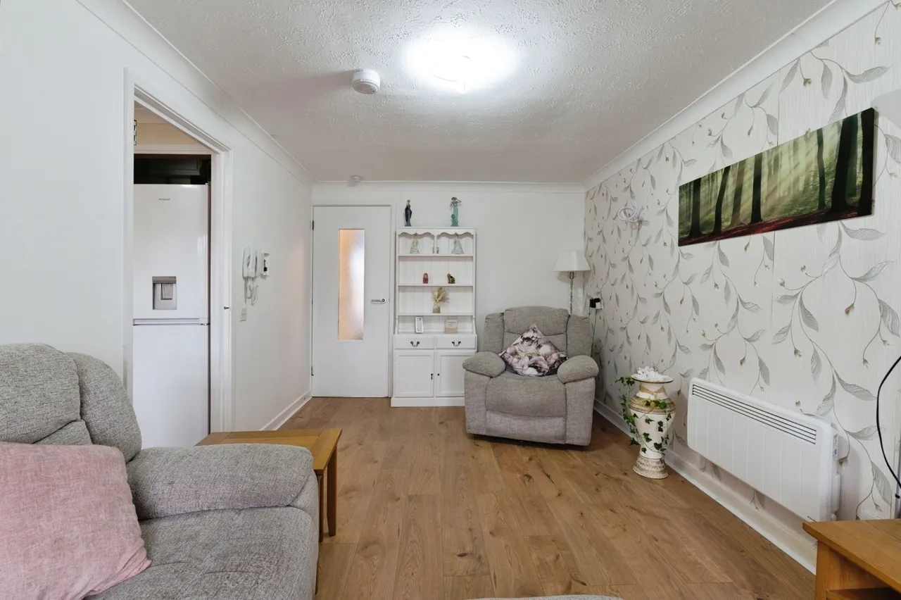 Palmers Drive, Grays, Essex, RM17, photo 8