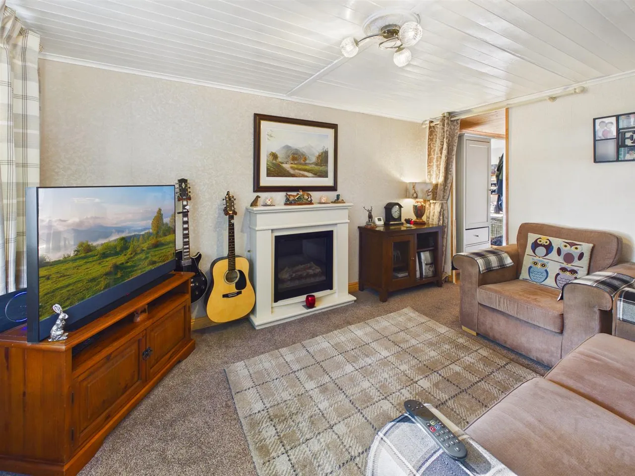 Manchester Road, Buxton, photo 12