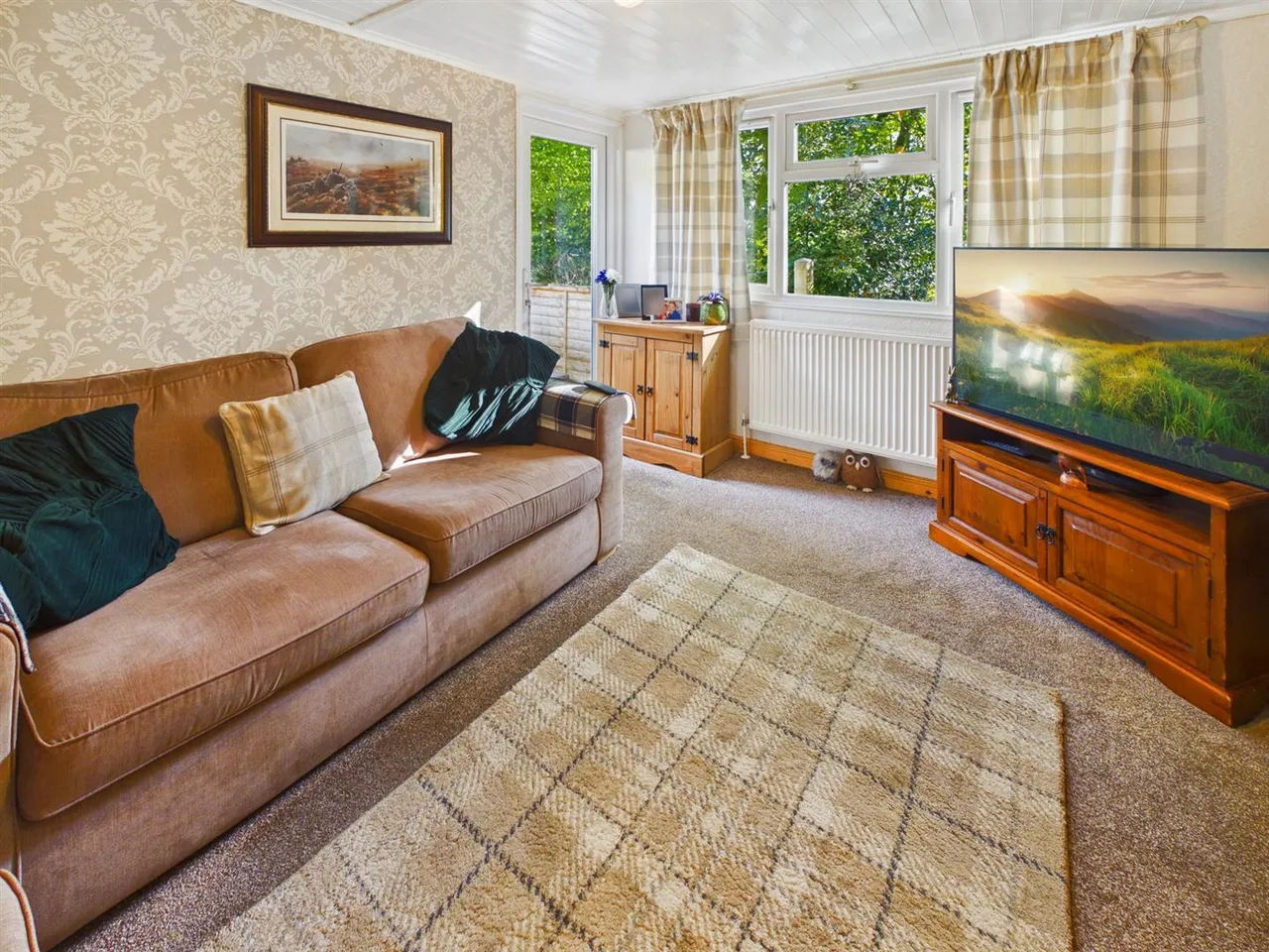 Manchester Road, Buxton, photo 13