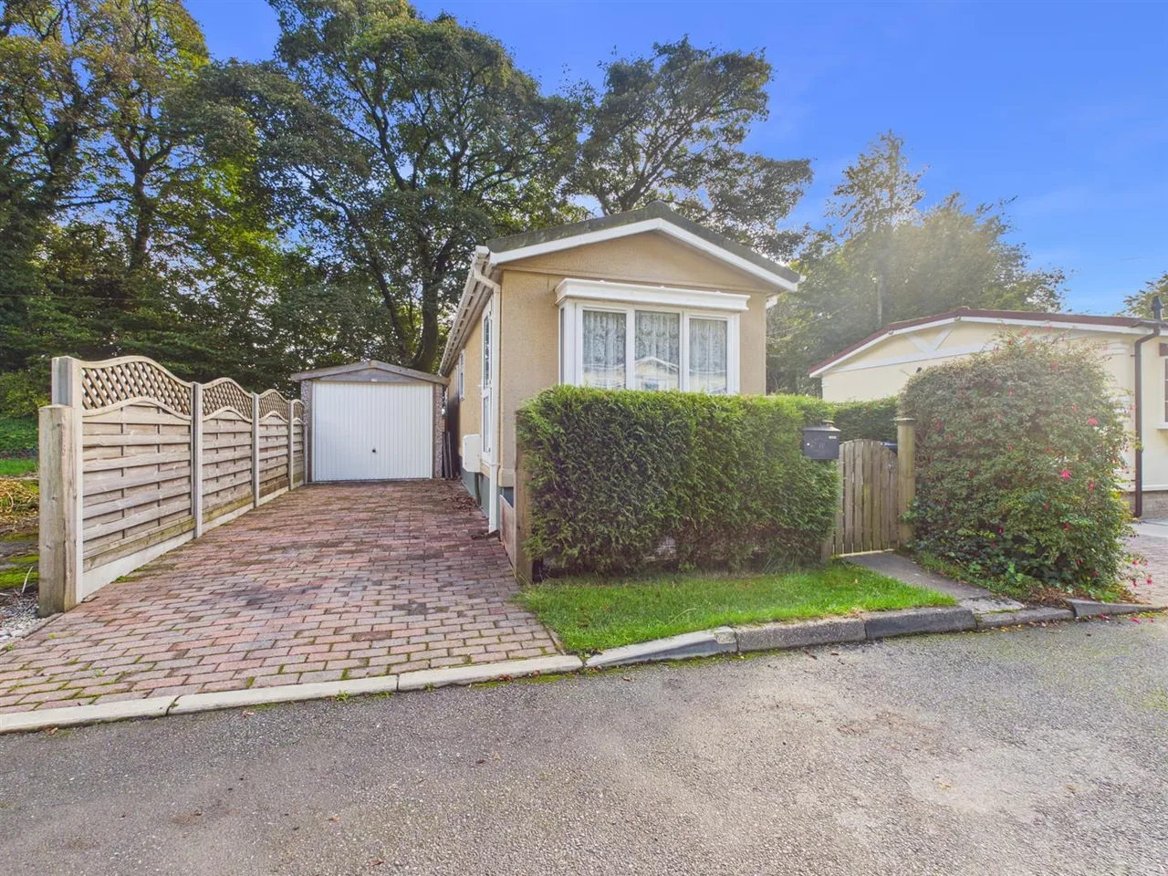 1 bed park home for sale, Manchester Road, Buxton